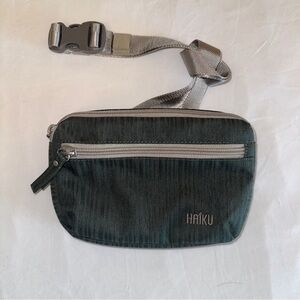 Haiku Men's Gray Belt Bag